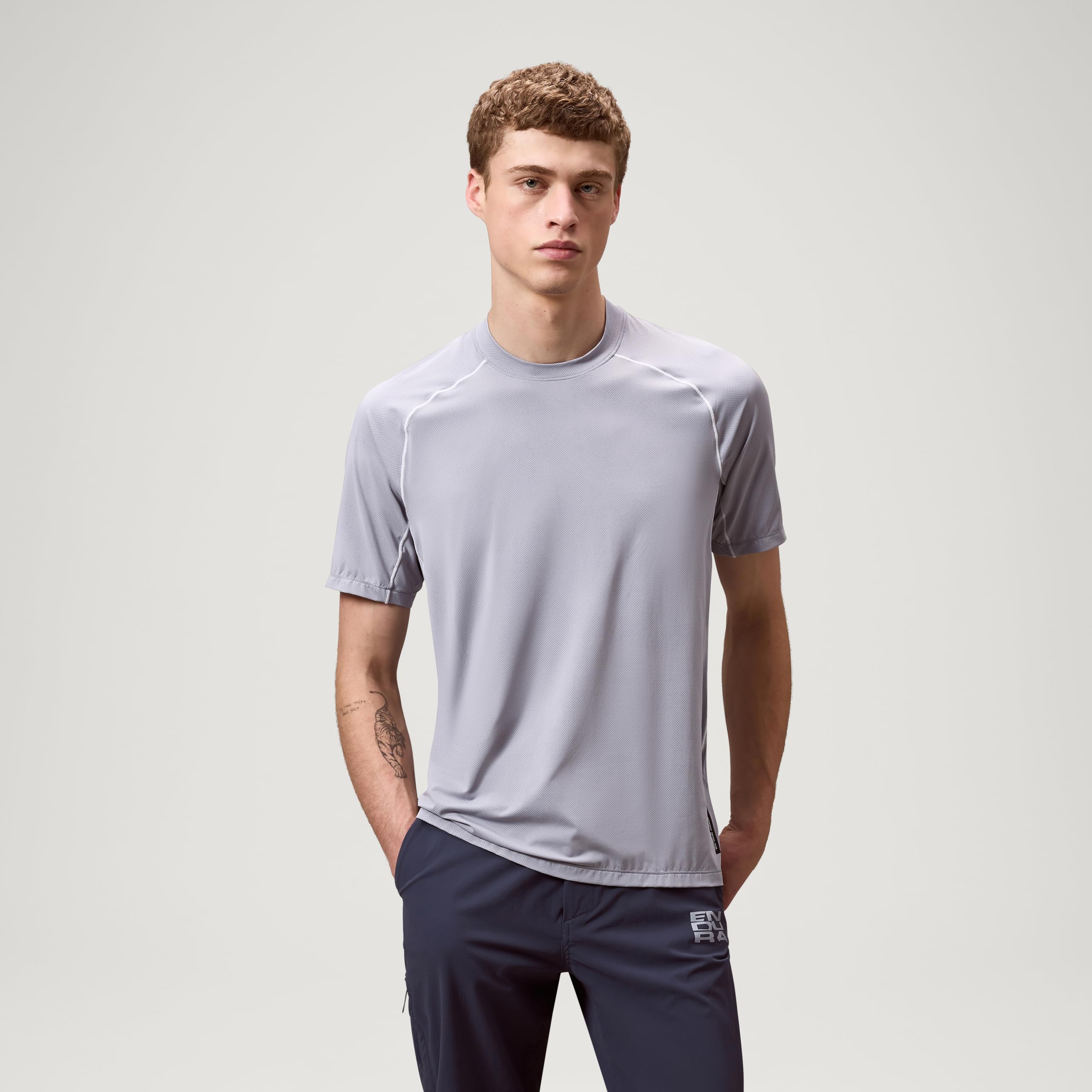 Endura Alltrack Roam Tech Short Sleeve Jersey L
