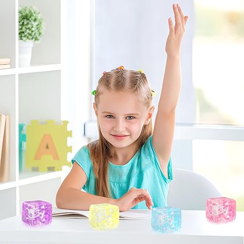 Miniatura 7 de Paquete de 4 juguetes sensoriales para aliviar el estrés, cubo esponjoso de levantamiento lento relleno de sustancia gruesa y copos de nieve,