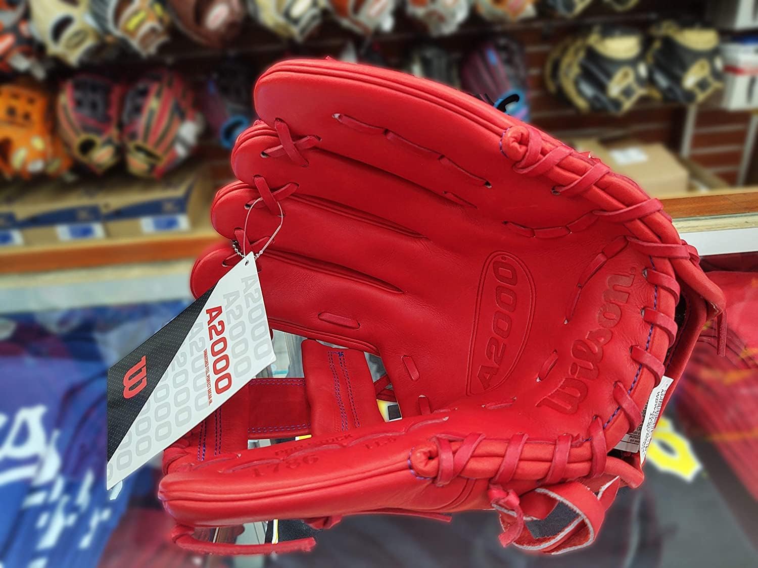 Wilson A2000 1786 Baseball Glove, Right Hand Throw, Infield Series 11.5 inches - Exclusive Edition (Red)