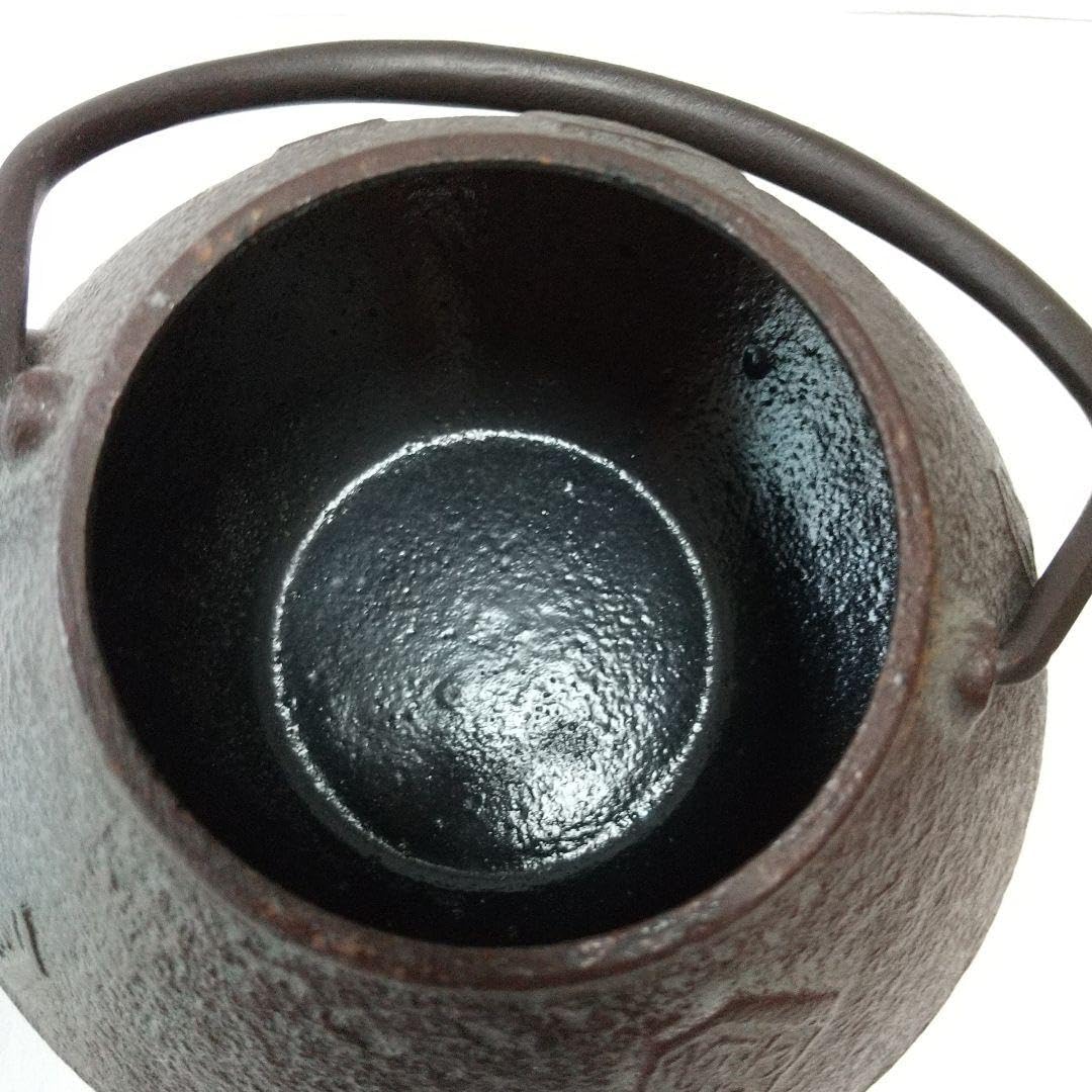 Amazon | 丸久 菊泉堂 南部鉄瓶 南部鉄器 急須 | ノーブランド品 | 鉄瓶
