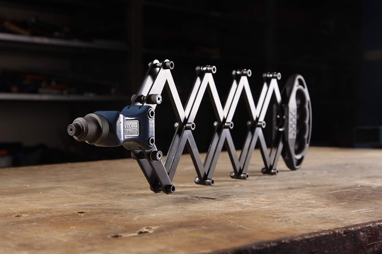 Compact Lazy Tong Riveter