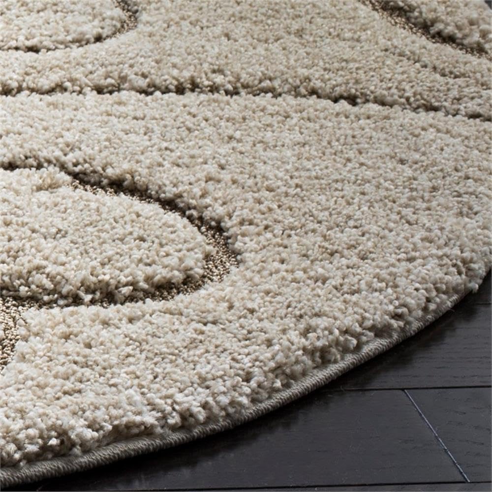 BOWERY HILL 4'-0" x 4'-0" Round Power Loomed Rug in Cream/Beige