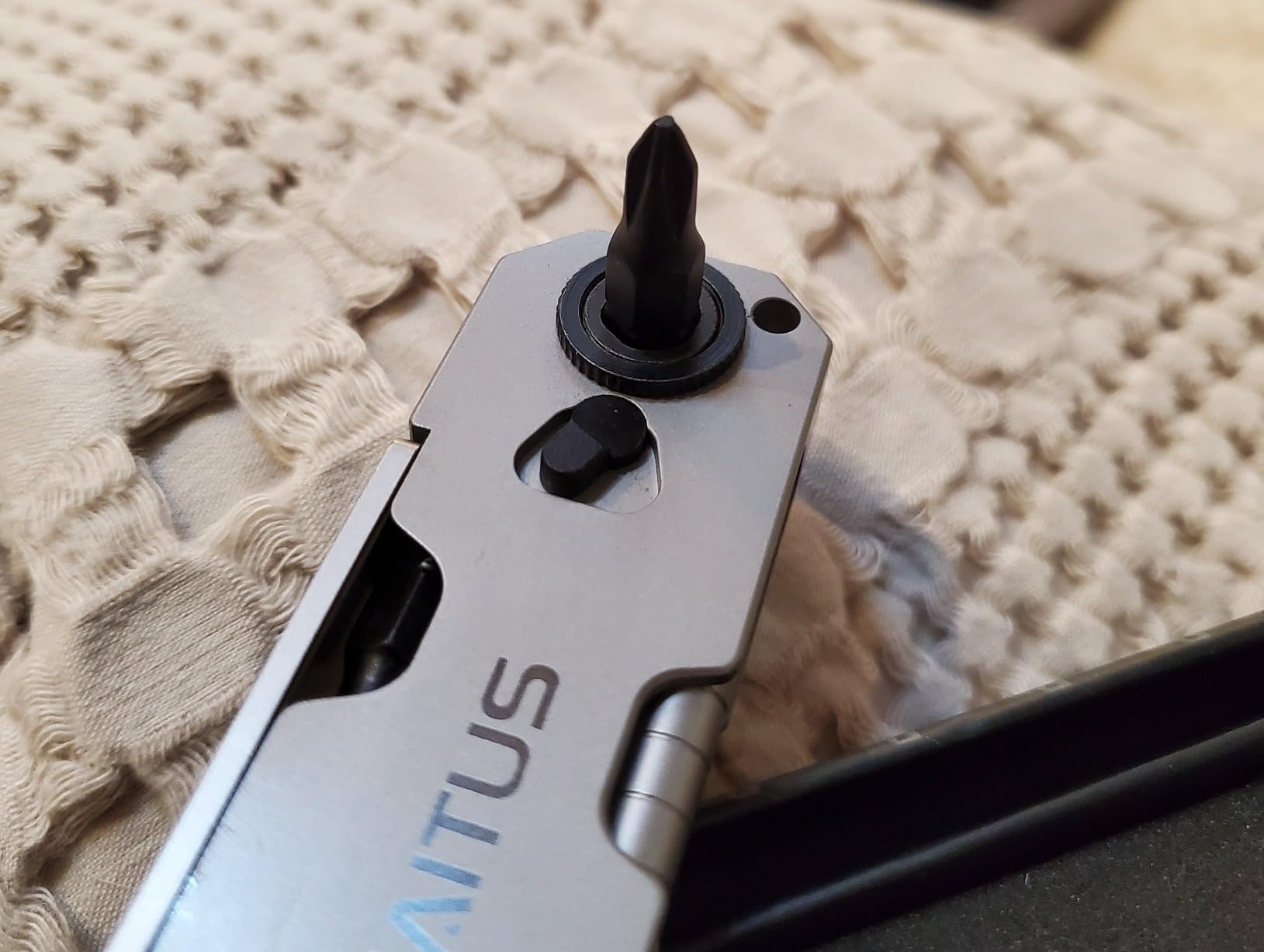 Close-up of the EDC Pry Bar Multitool's ratchet screwdriver