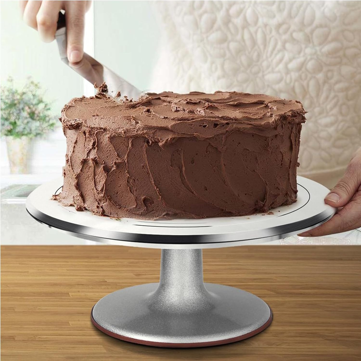 bakeware sets Convenient Cake Decorating Station Functional Turntable Set Cake Turntable with Silicone Spatula and Decorating Tool