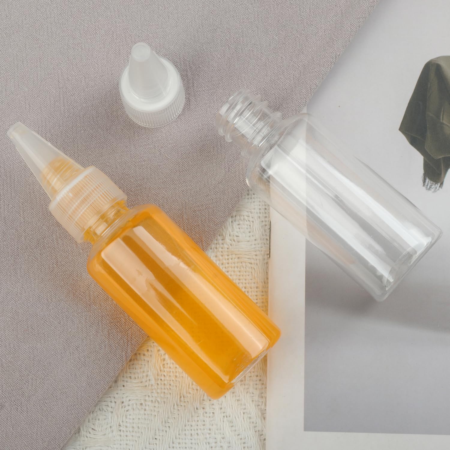 150 Pcs 1 oz Plastic Bottle Pointed Mouth Top Cap, Mini Clear Plastic Squeeze Bottles for Travel, Crafts, Art Supplies, Hair Salon, Paint Art, Liquids, Glue.
