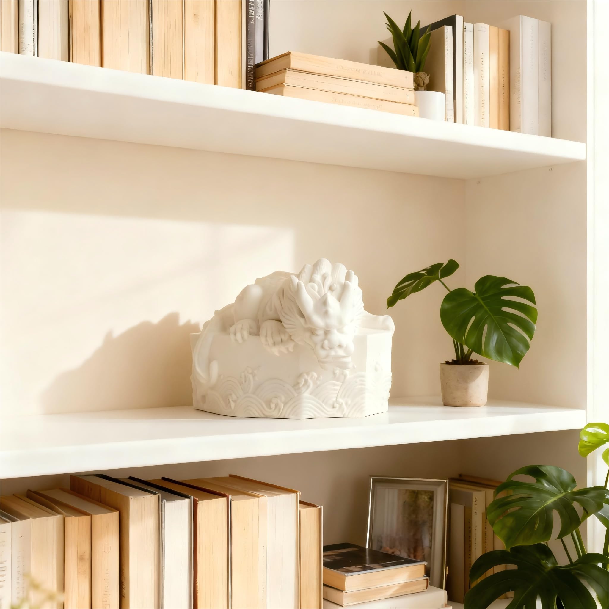 Biała gipsowa figurka smoka z wykończeniem przypominającym żywicę, dekoracja Feng Shui, prezent na biurko do domu i biura