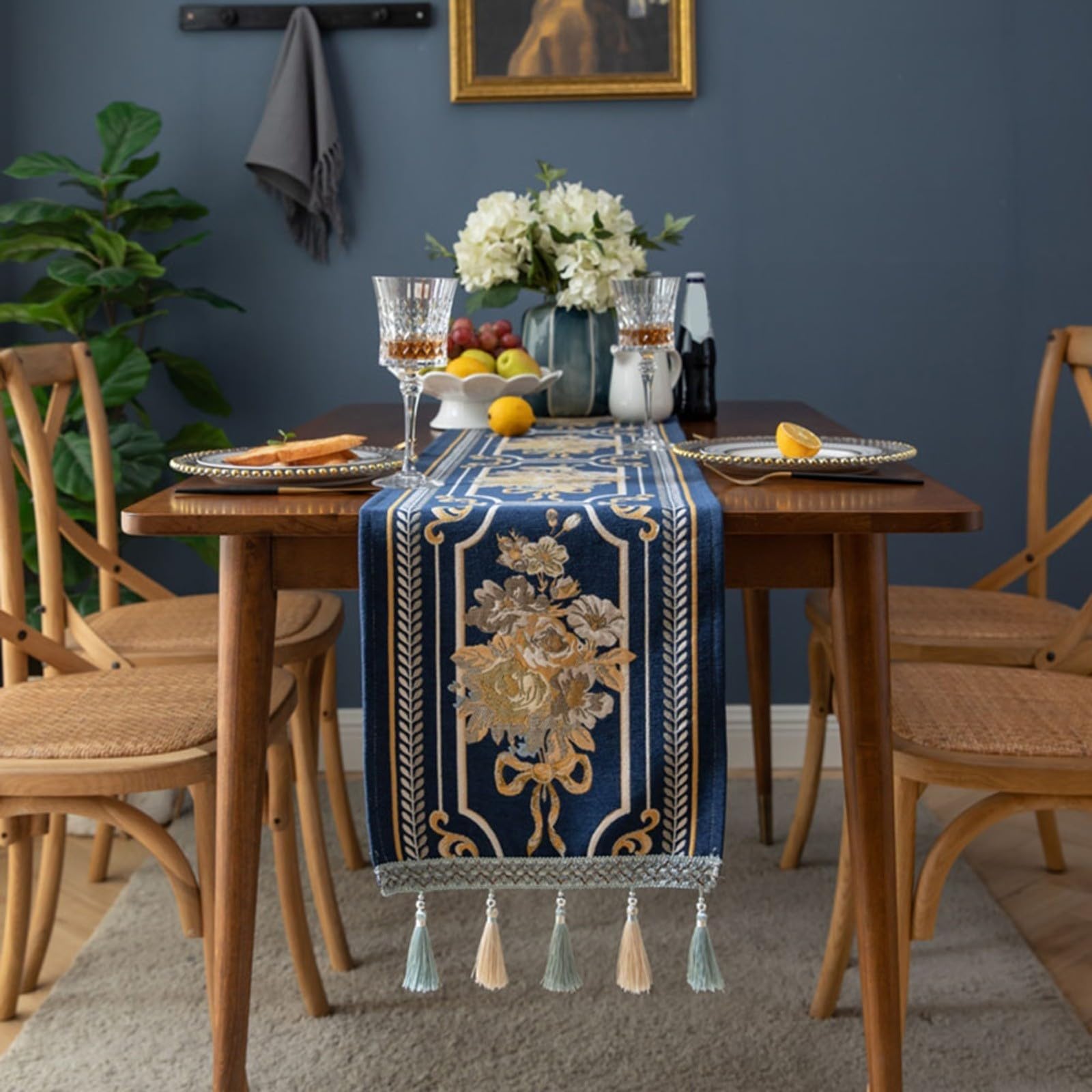 Tischläufer Chenille 32 Cm – Luxuriöser Dekoläufer Mit Jacquard-Blumenmuster & Quasten, Für Esstisch, Sideboard & TV-Board, Knitterfrei, Pflegeleicht, Blau(32x300)