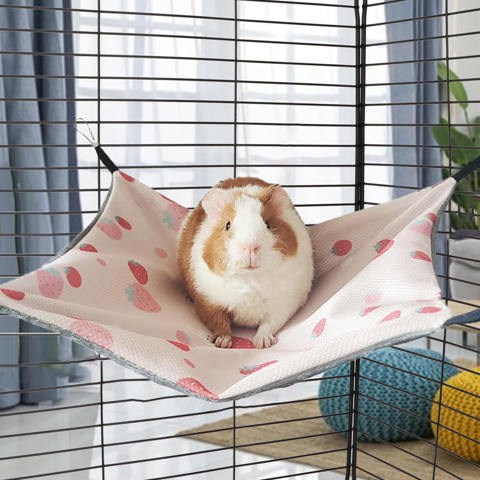 Hamac Cochon d'Inde Avocat Cousu Main 34CM x 34CM Cage Furet Réglable Librement pour Repos Jeu Sieste Cabane Lapin Conception Antidérapante pour Lapin Hamster Cochon d'Inde (Fraise Rose)