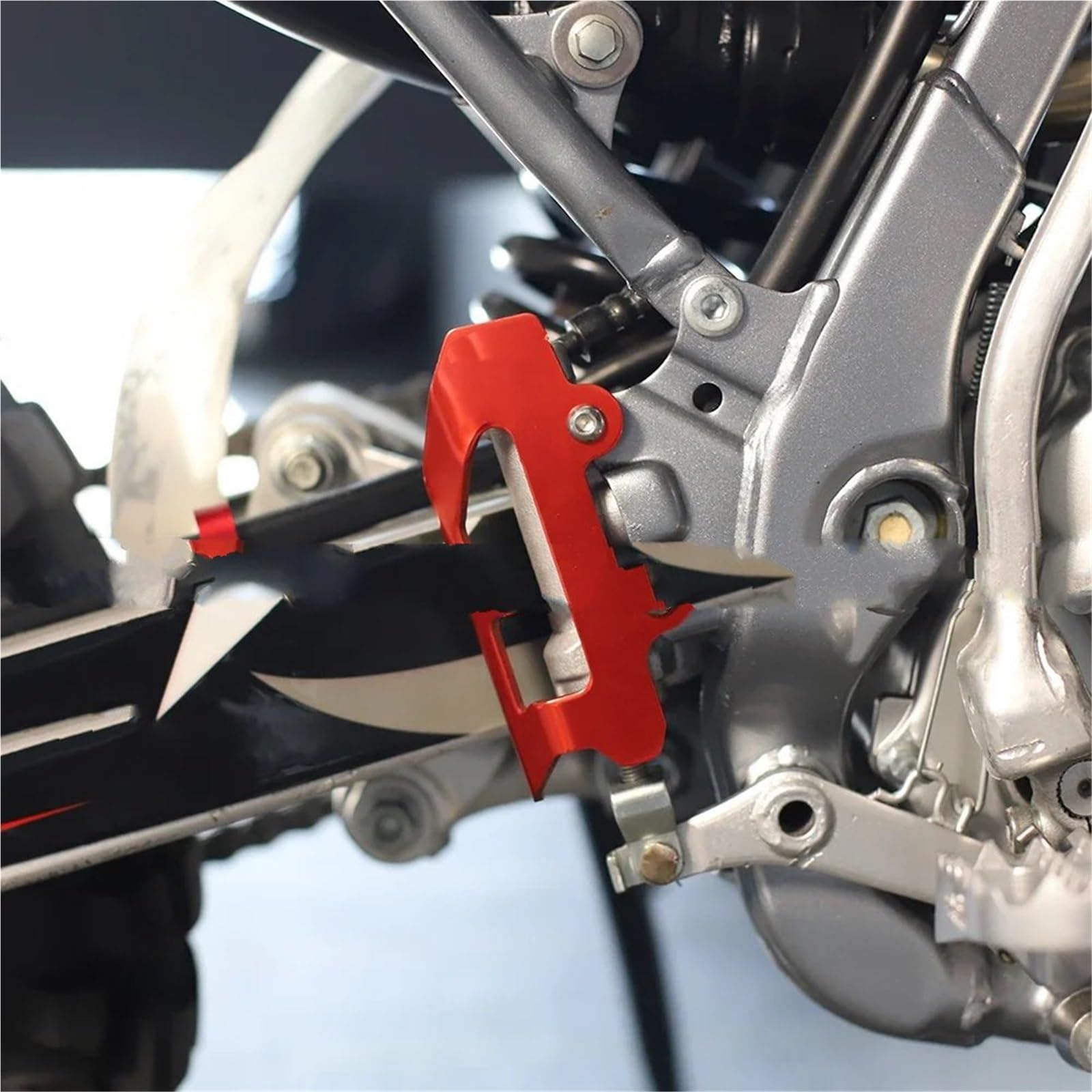 Osłony Tarcz ABS Pasuje do HONDA XR250R XR400R XR600R XR650R XR650L XR 250 400 600 650 R Osłona głównego cylindra hamulcowego tylnego