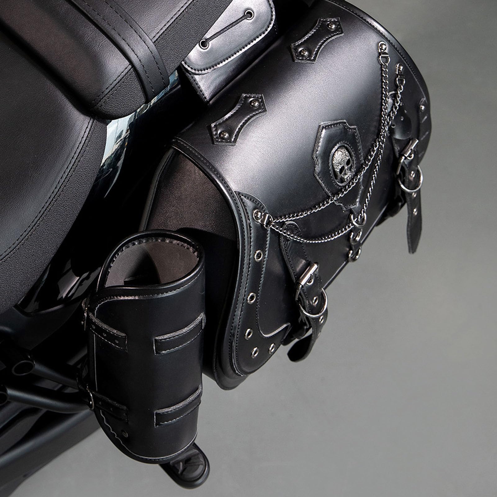 Aramox Alforjas para Motocicleta con Portavasos, Bolsa Lateral de 30 L de Cuero PU Impermeable con Correa de Liberación Rápida para Touring Cruiser