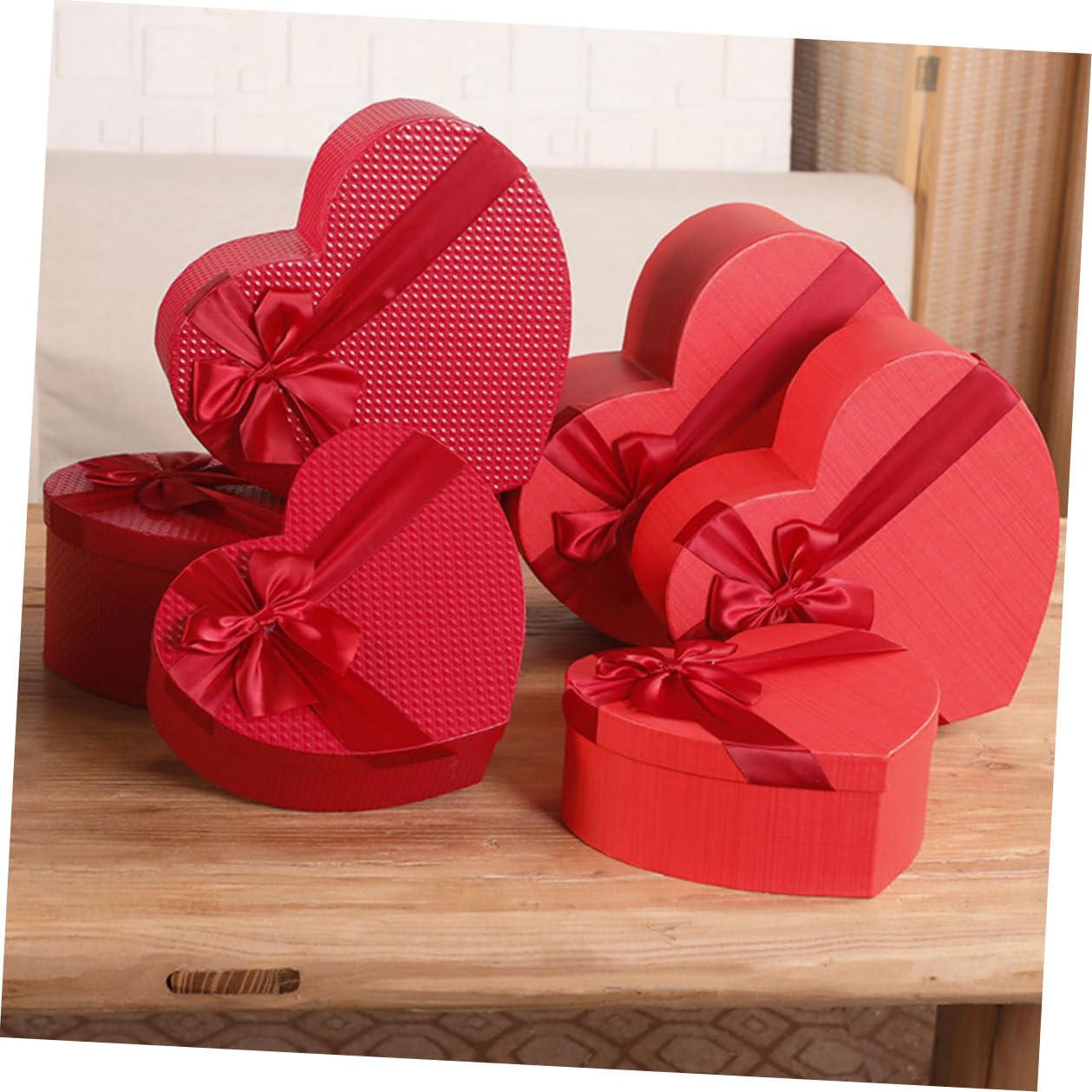 Hohopeti Herzförmige Geschenkbox 3 Stück aus Langlebigem Material mit Schleife für Süßigkeiten Aufbewahrung und Valentinstag Verpackung