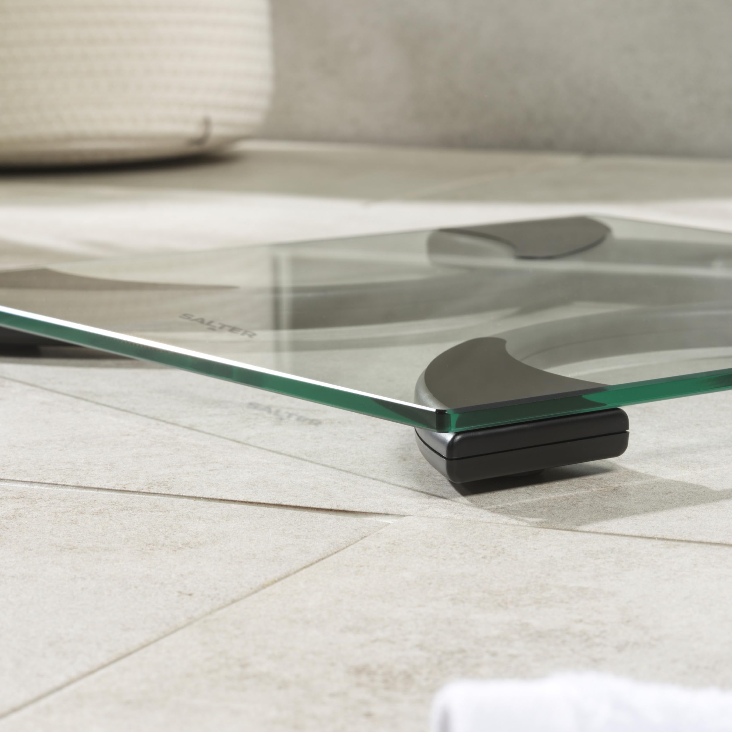 Salter 9141BKCFEU16 Analyser Bathroom Scales - Digital Weighing Scale For Body Weight, Body Fat/Water, BMI, Ultra Slim Glass Platform, 4 User Memory, Carpet Feet, Batteries Included, 160 kg Capacity