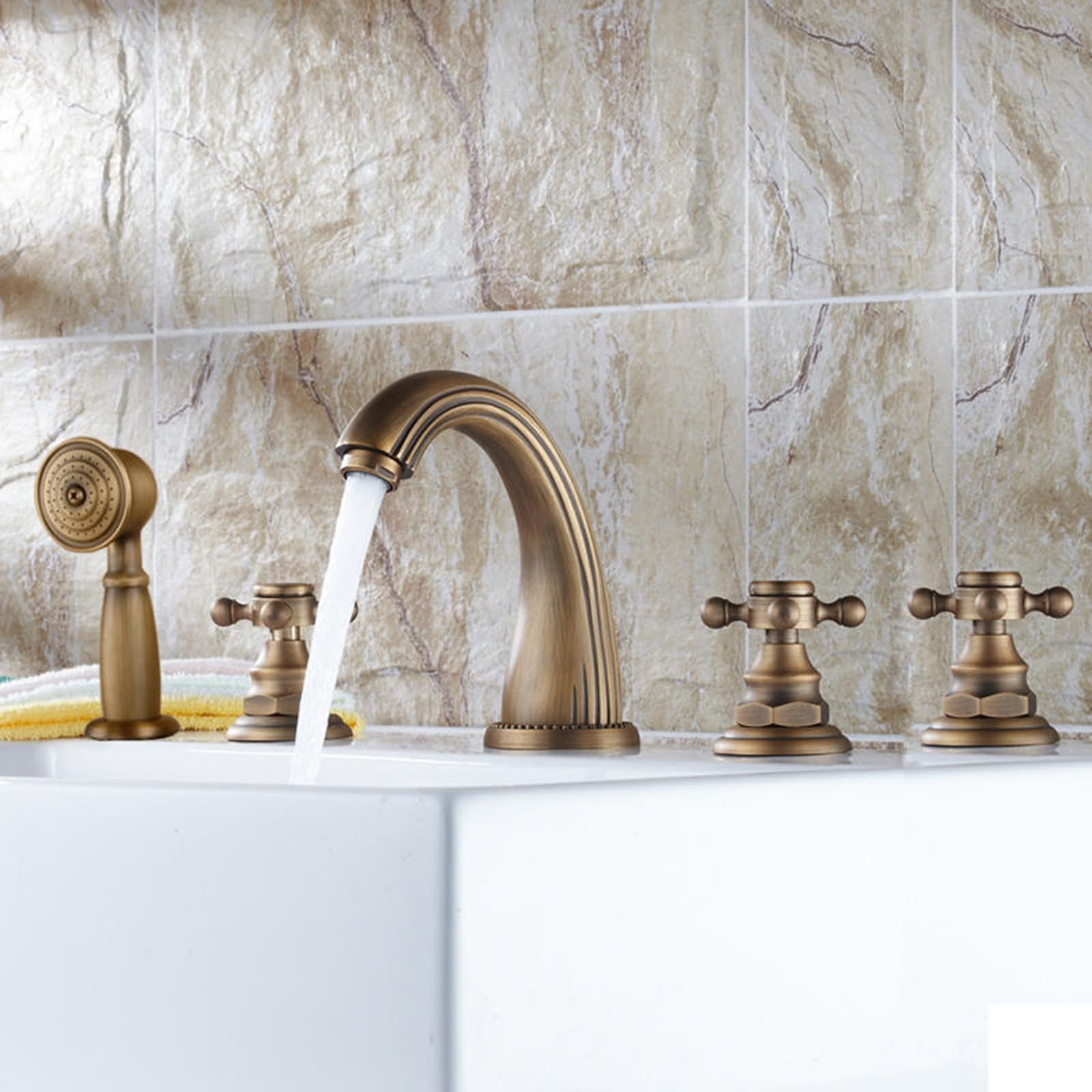 Robinet mitigeur de baignoire à 5 trous en laiton chic pour un design haut de gamme