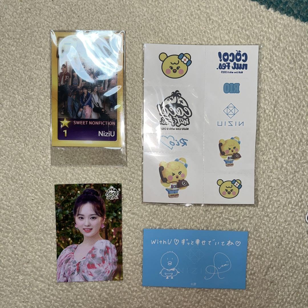 NiziU 香港 ファンコン入場特典トレカ リオ NiziU リク トレカ 香港