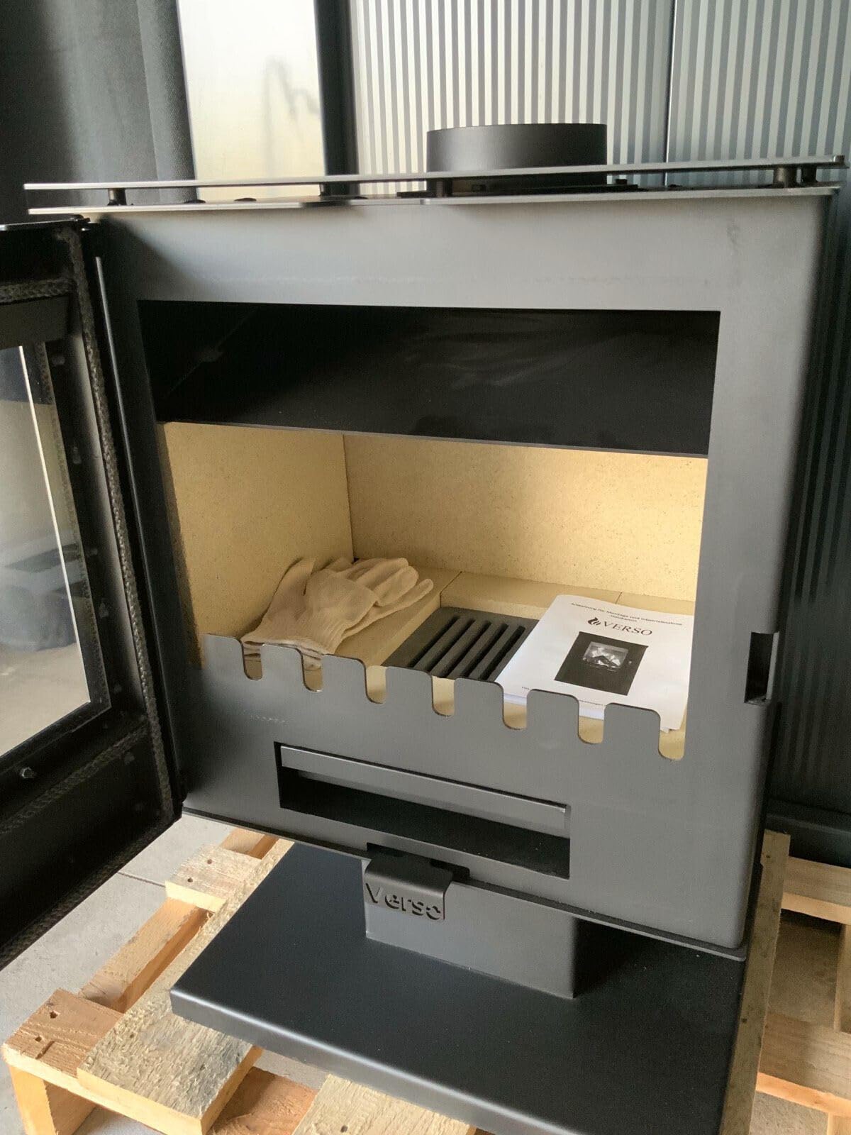 Verso Rheia P Holzofen – 5 KW Heizleistung, Effizient und Umweltfreundlich, Modernes Design für Ihr Zuhause