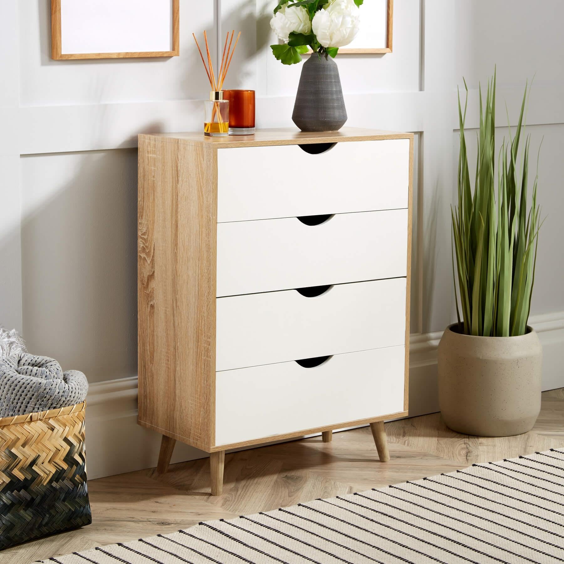 Home Source Chest of 4 Drawers Bedroom Storage Cabinet, Solid Wood Legs, Scandi Style, Oak Effect โ image 1