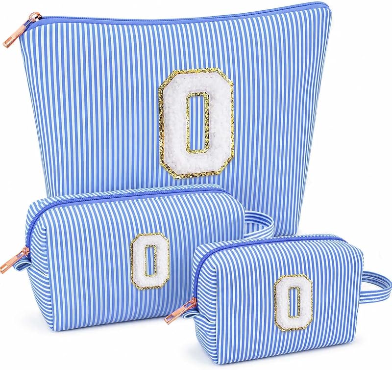 ARIVOY Conjunto com 3 necessaires de maquiagem listradas azuis com inicial, modelo O