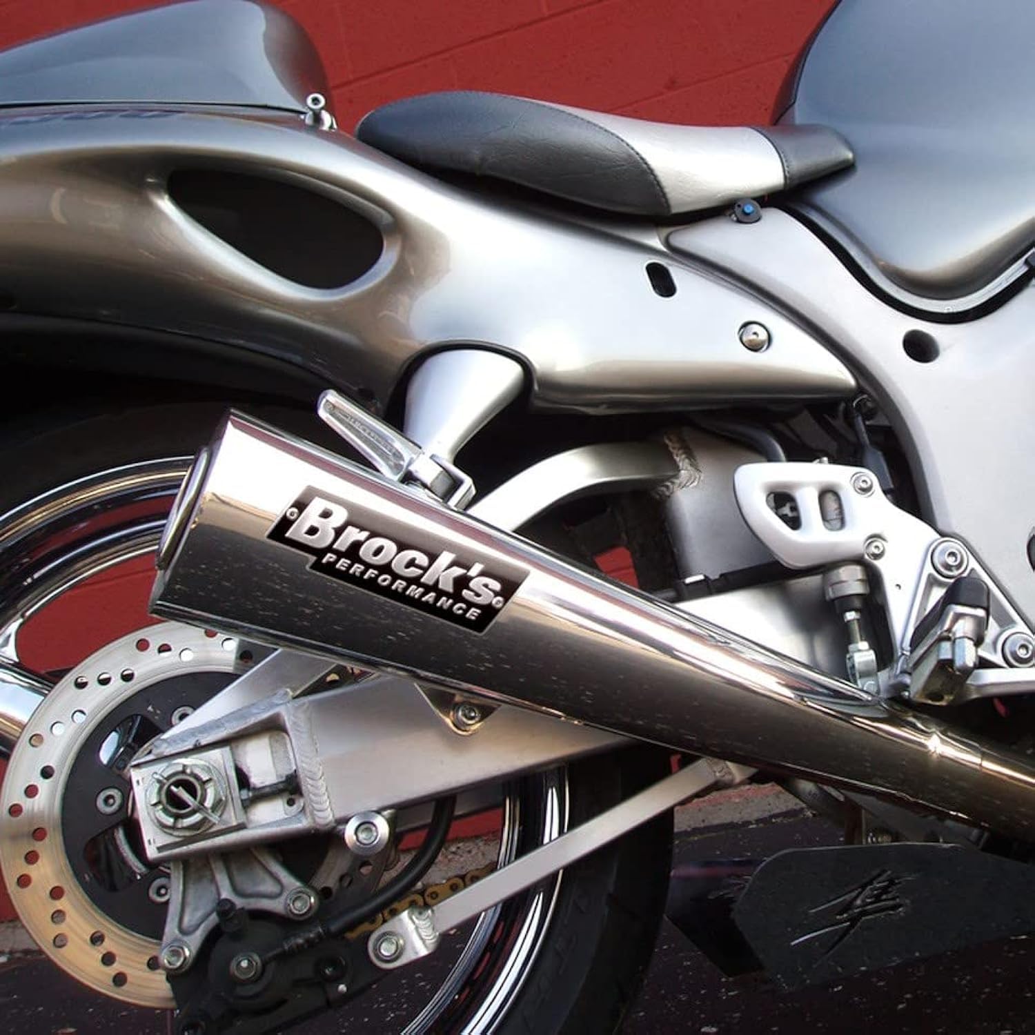 Motorcycle exhaust pipe Round design Silver, Universal Stainless Steel Muffler Exhaust Pipe, Carbon Fiber End Cap GSXR1000