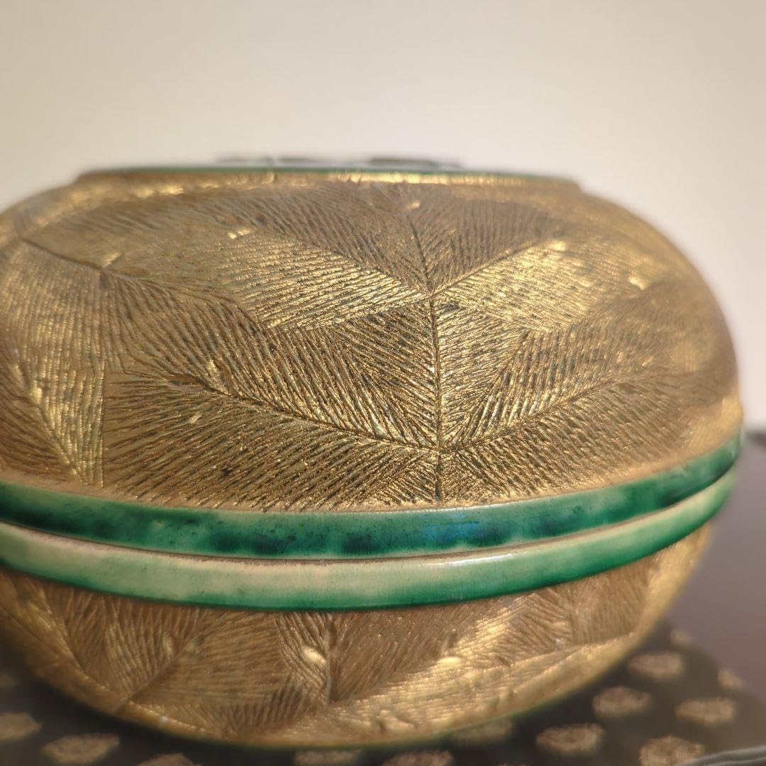 初代　吉向焼　緑釉金彩若松喰籠 Amazon.co.jp: 初代 吉向 緑釉金彩若松喰籠 : おもちゃ