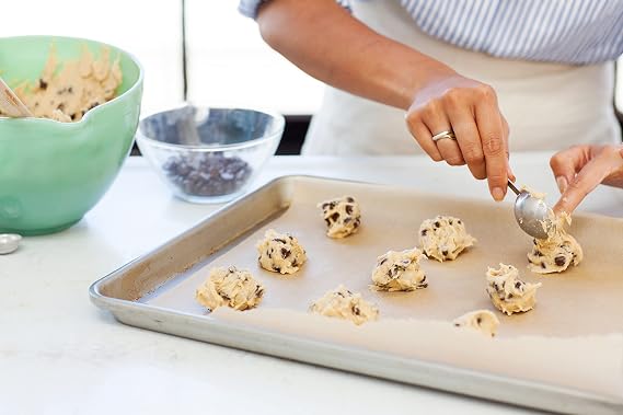 Guittard Super Cookie Chocolate Chips 48% Cacao, Bake Stable, 283g