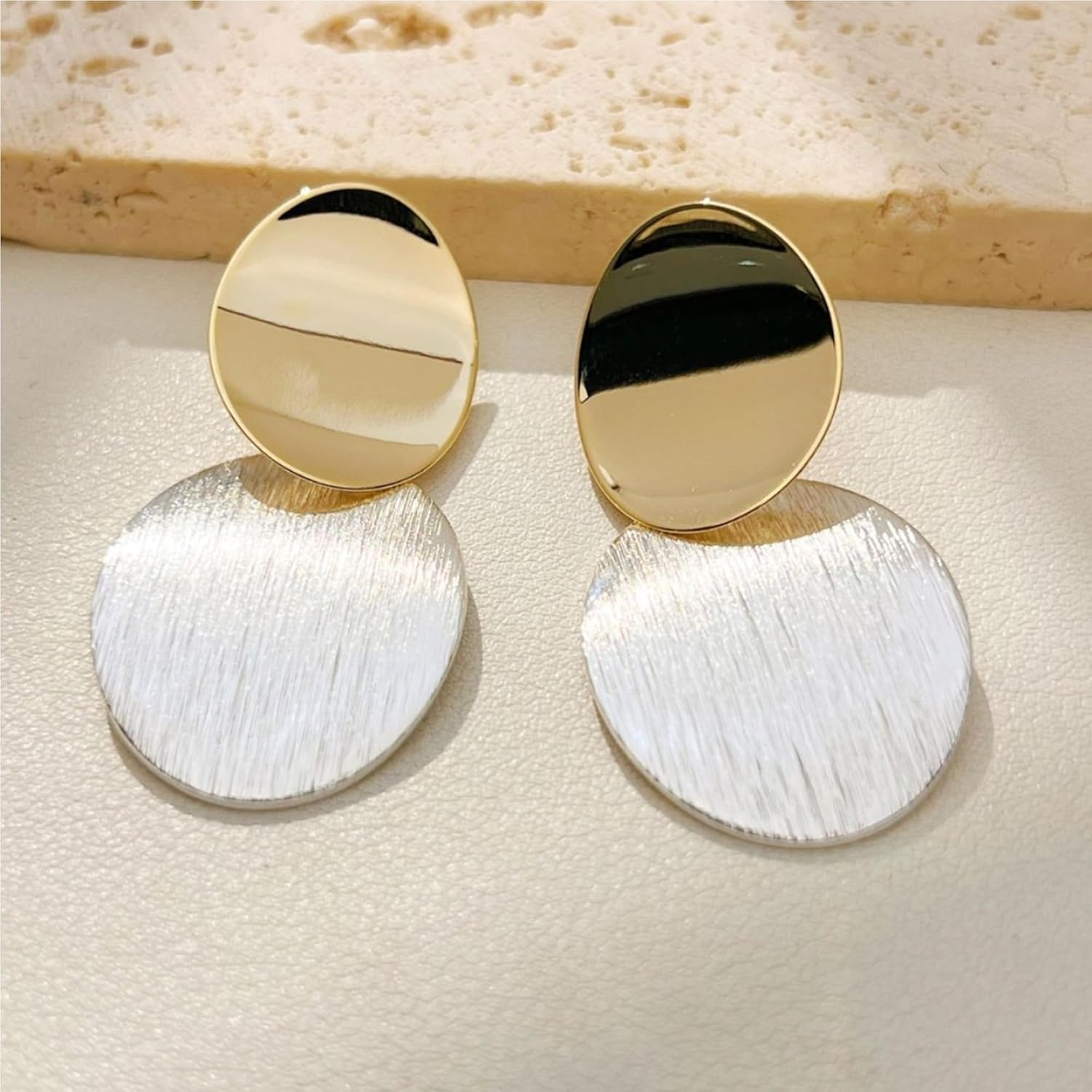Gold Plated Curved Disc Drop Earrings Round Disc Dangle Earrings Minimalist Geometric Statement Earrings for Women - Image 4