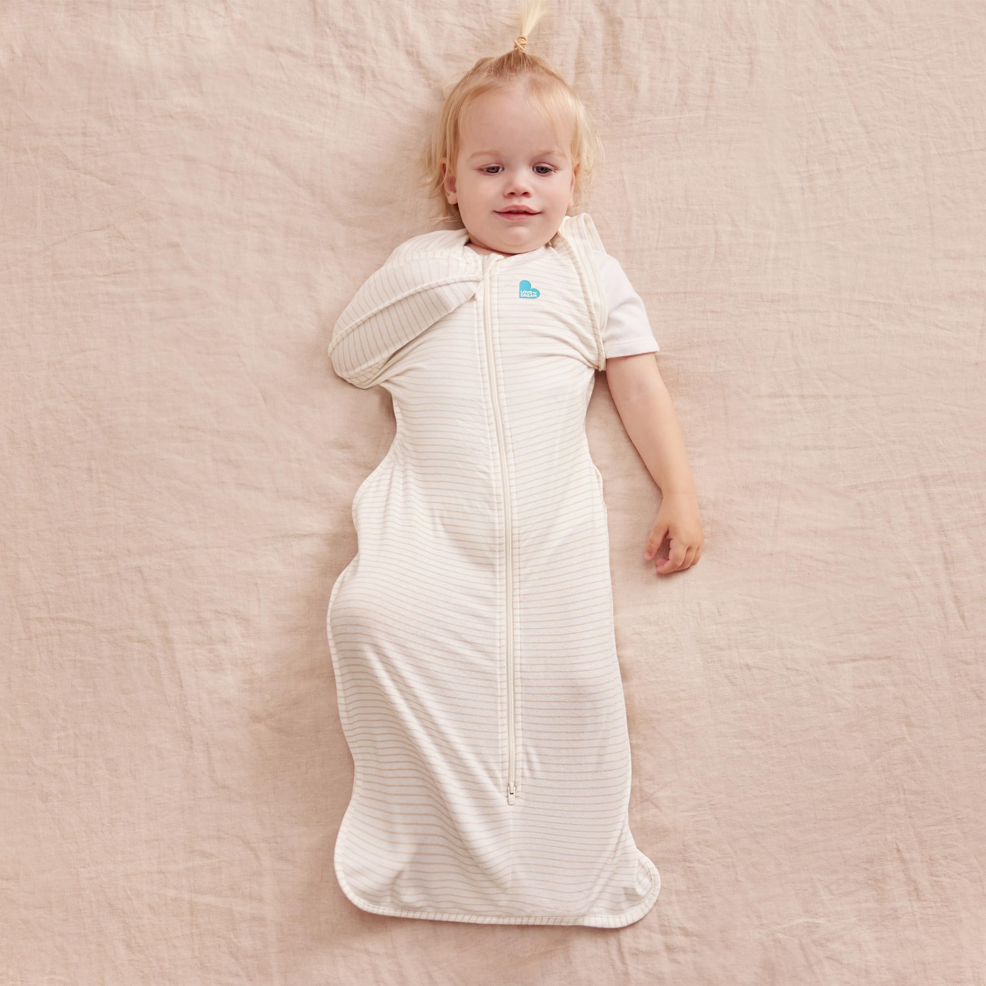Love To Dream Swaddle Up Transition Bag, Twin Zipper, Arms-Free Baby Sleep Sack with Zip-Off Wings, Lightweight, Hip Healthy, Moderate Ideal Temperatures 24°C & 27°C, Tan, Medium (3-6 Months)