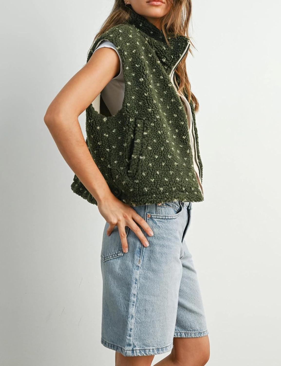 Fuzzy Fleece Vest Women Casual Sleeveless Polka Dots Sherpa Jacket Trendy Gilet Winter Outerwear with Pockets