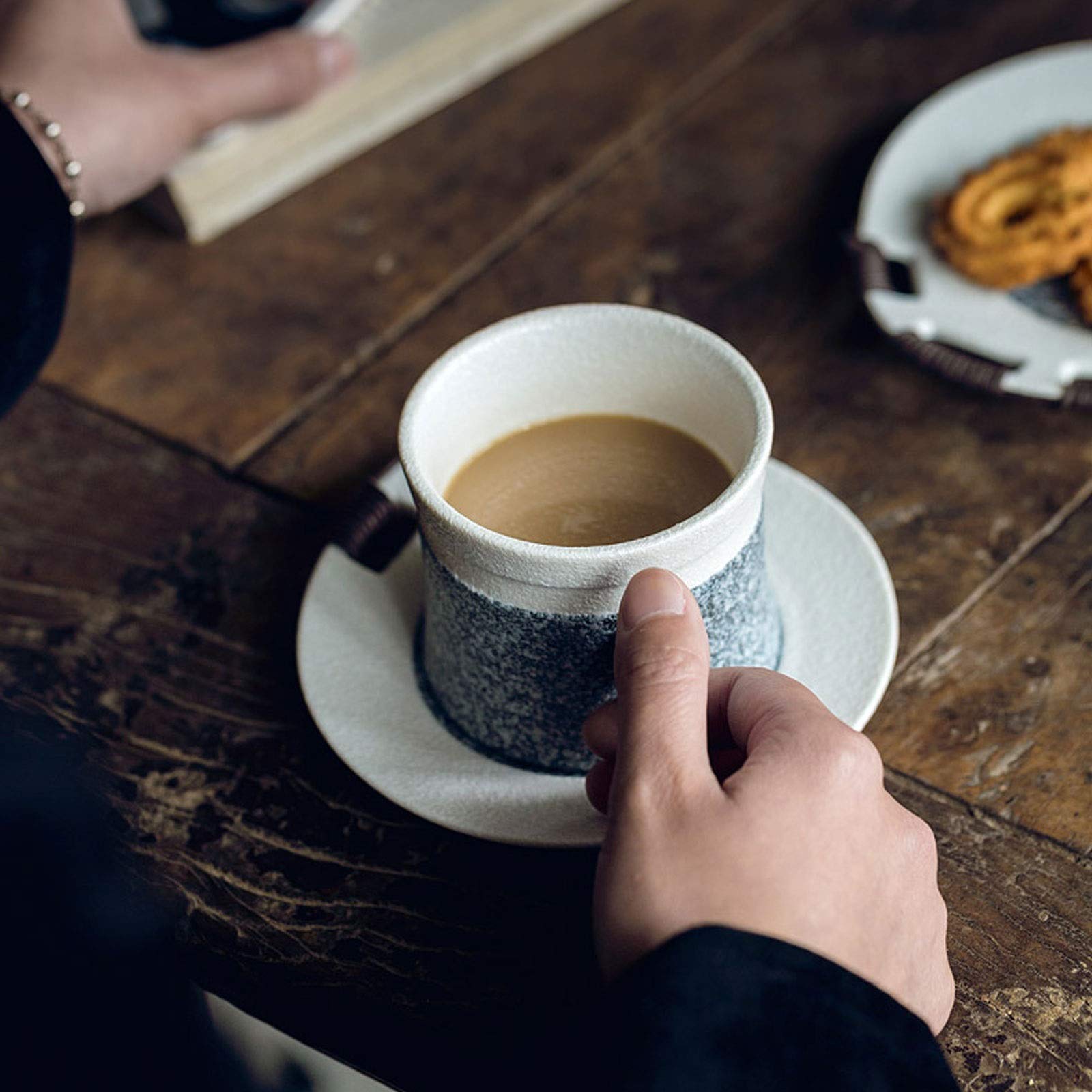 Taza de café con Esmalte de imitación de Piedra esmerilada, Taza de té/café de Porcelana de 5,4 onzas y platillo con asa y Plato Decorativo con Cuerda Atada a