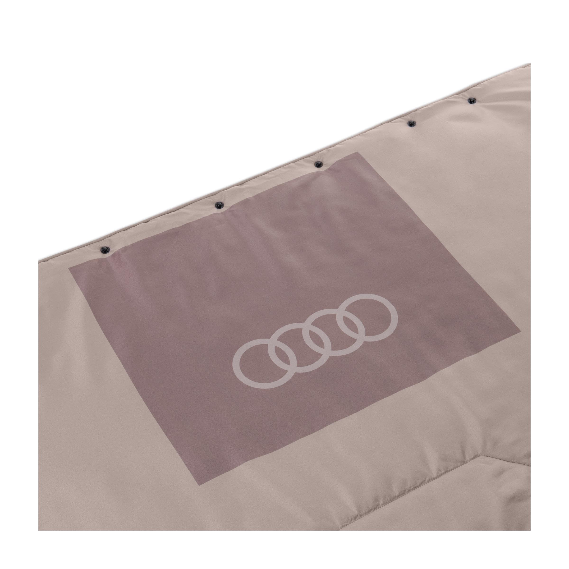 Audi 3292400300 Couverture d'extérieur Fonctionnelle avec Logo à Anneaux et imprimé Manifesto Orange/Marron