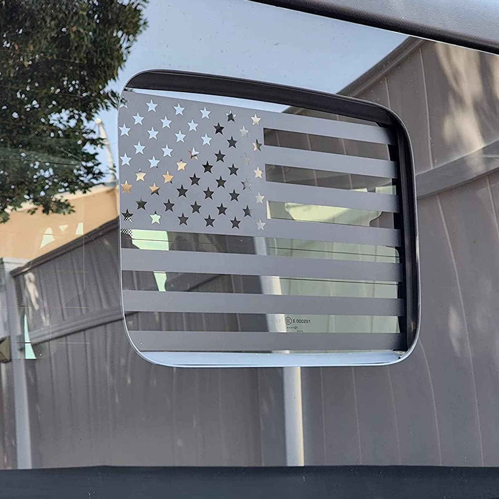 Rear Middle Window American Flag Decal for Jeep Gladiator JT 2020 2021 2022-2024 2025 2026 Truck Back Center Sliding Window Glass USA Flag Vinyl Sticker Exterior Accessories(Matte Black)