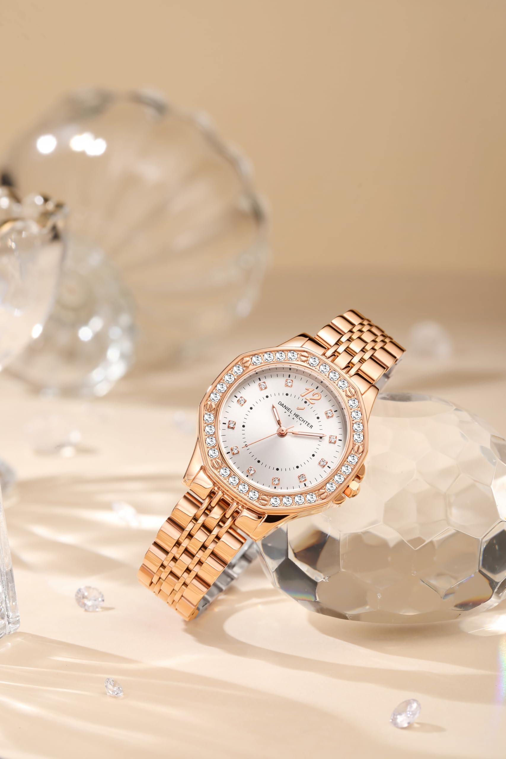 Daniel Hechter Paris Vendome Collection Orologio analogico da donna, con lunetta in cristallo, dettagli in cristallo e cinturino in acciaio inox