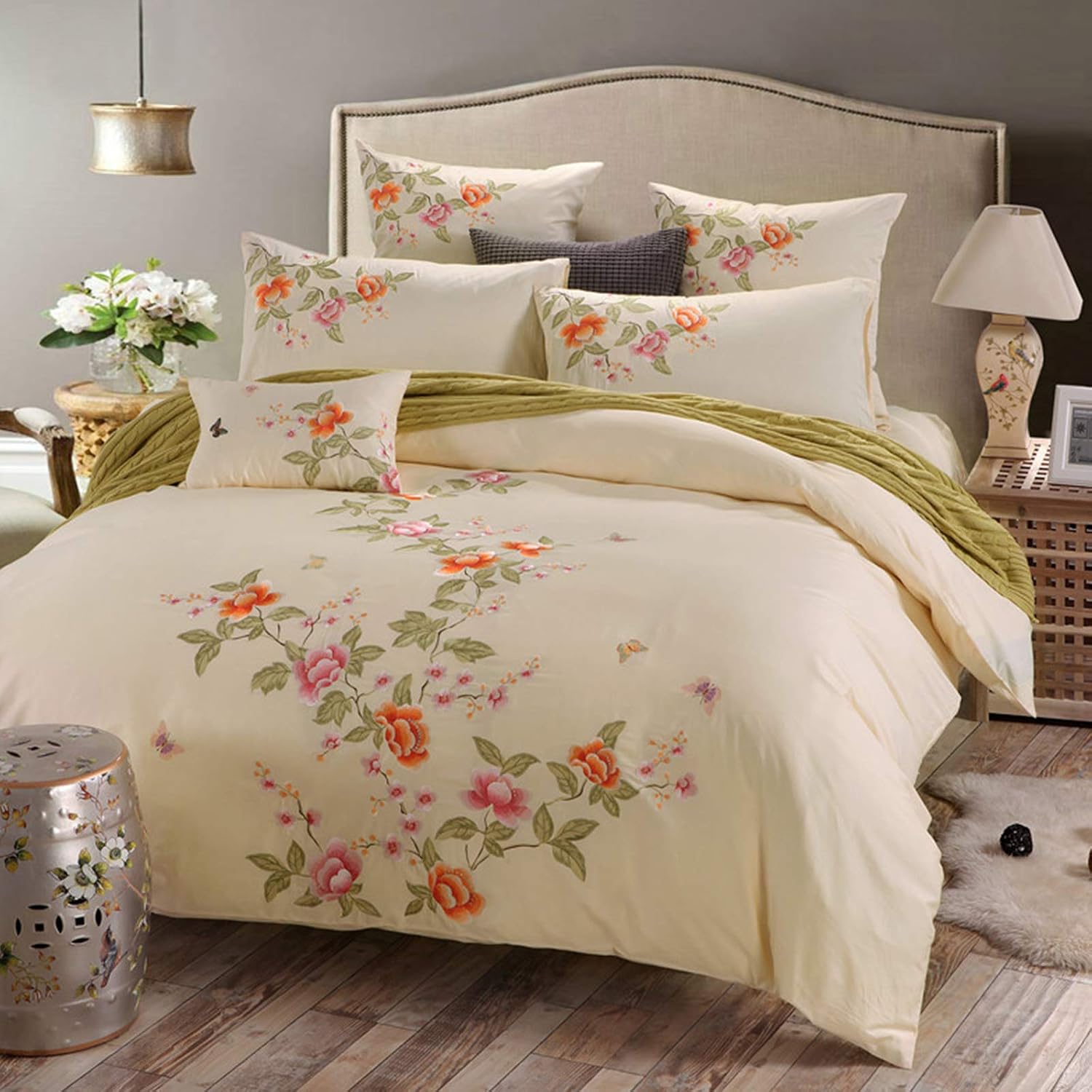 Four-Piece Bedding Set with Long-Staple Cotton Embroidered Four-Piece Suit for Home Use (F 2m Bed)