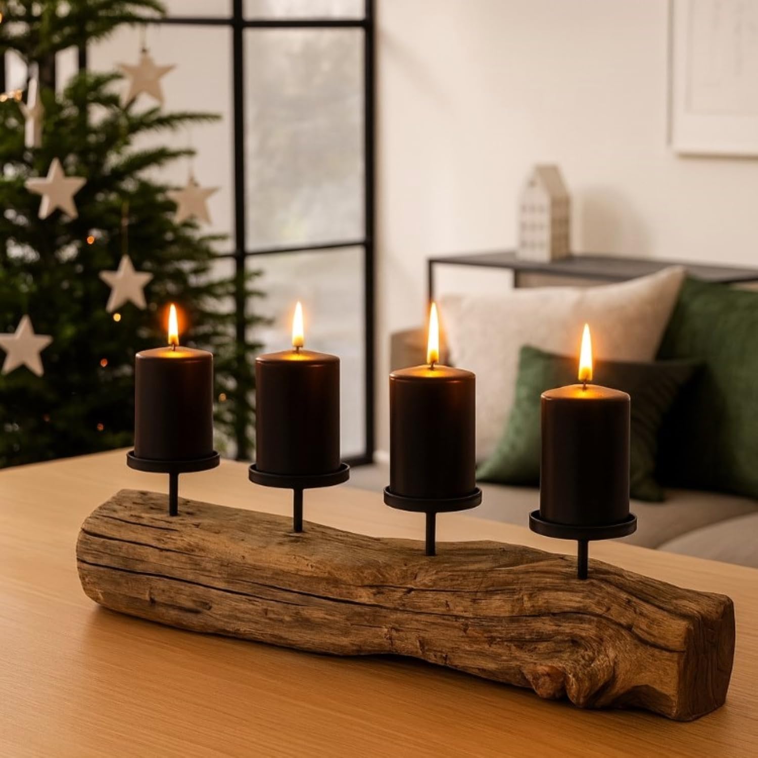 Adventskranz aus Treibholz mit schwarzen Kerzenhaltern aus Metall - länglich, modern und natürlich - Weihnachtsdekoration