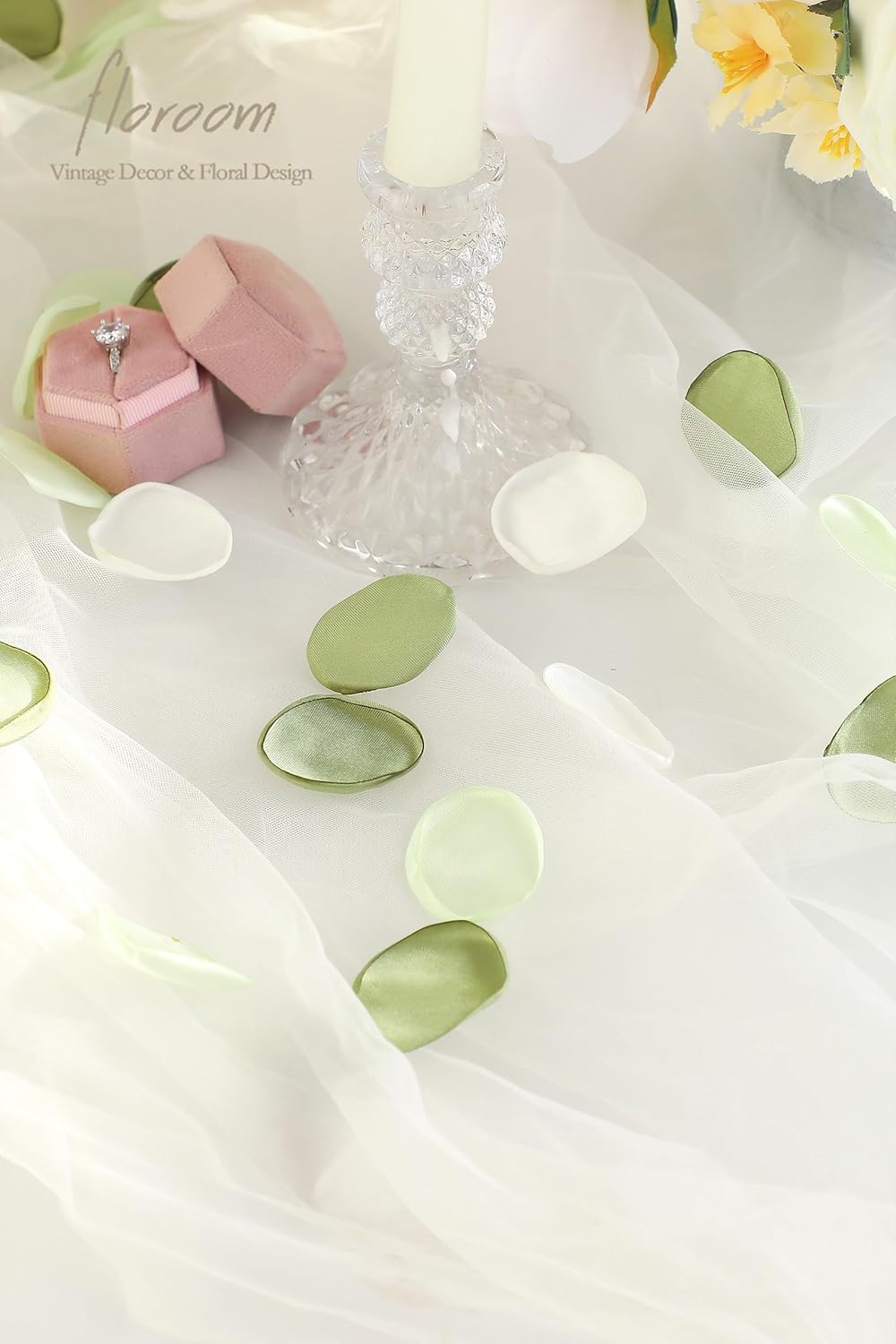 Floroom 300pcs Rose Petals Sage Green Elf Green Faux Silk Flower Petals for Wedding Flower Girl Basket Aisle Scatter Dinner Table Centerpieces Party Confetti Bridal Shower Romantic Night Decoration - Image 2