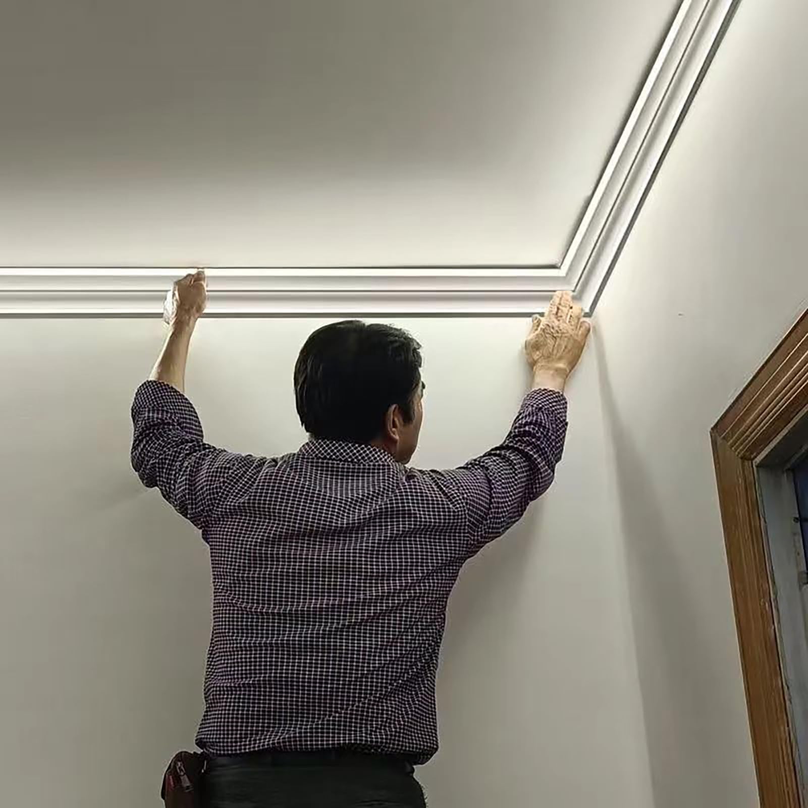 Profili per Strisce Led Canale LED in Alluminio per Modanatura a Corona, Copertura LED Flessibile per Cornici LED Ad Angolo, Diffusore Decorativo per Strisce LED per Camera da Letto / Soggiorno(130cm/