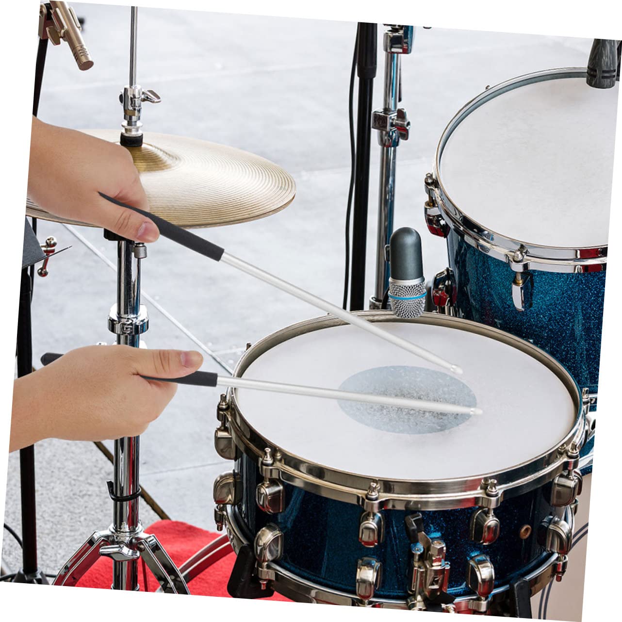 YARNOW 4pezzi Bacchette Per Batteria in Lega Alluminio Bacchette Per Batteria Senza Packaging Adatte Strumenti Percussione Acustici Ed Elettronici Impugnatura Antiscivolo e Design Forma d