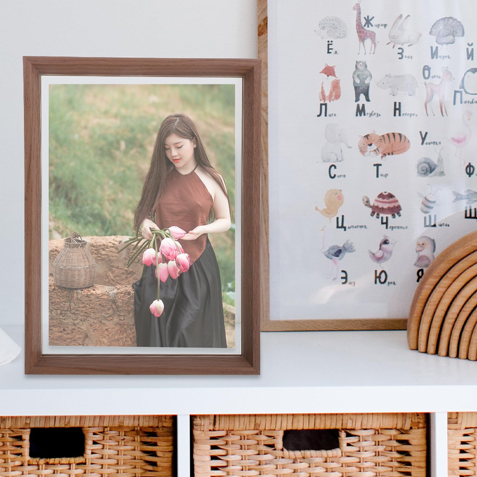 IMIKEYA Photograph Frame A4 in Legno Noce, Cornice Galleggiante Trasparente, Display Frame da Tavolo per Casa e Ufficio