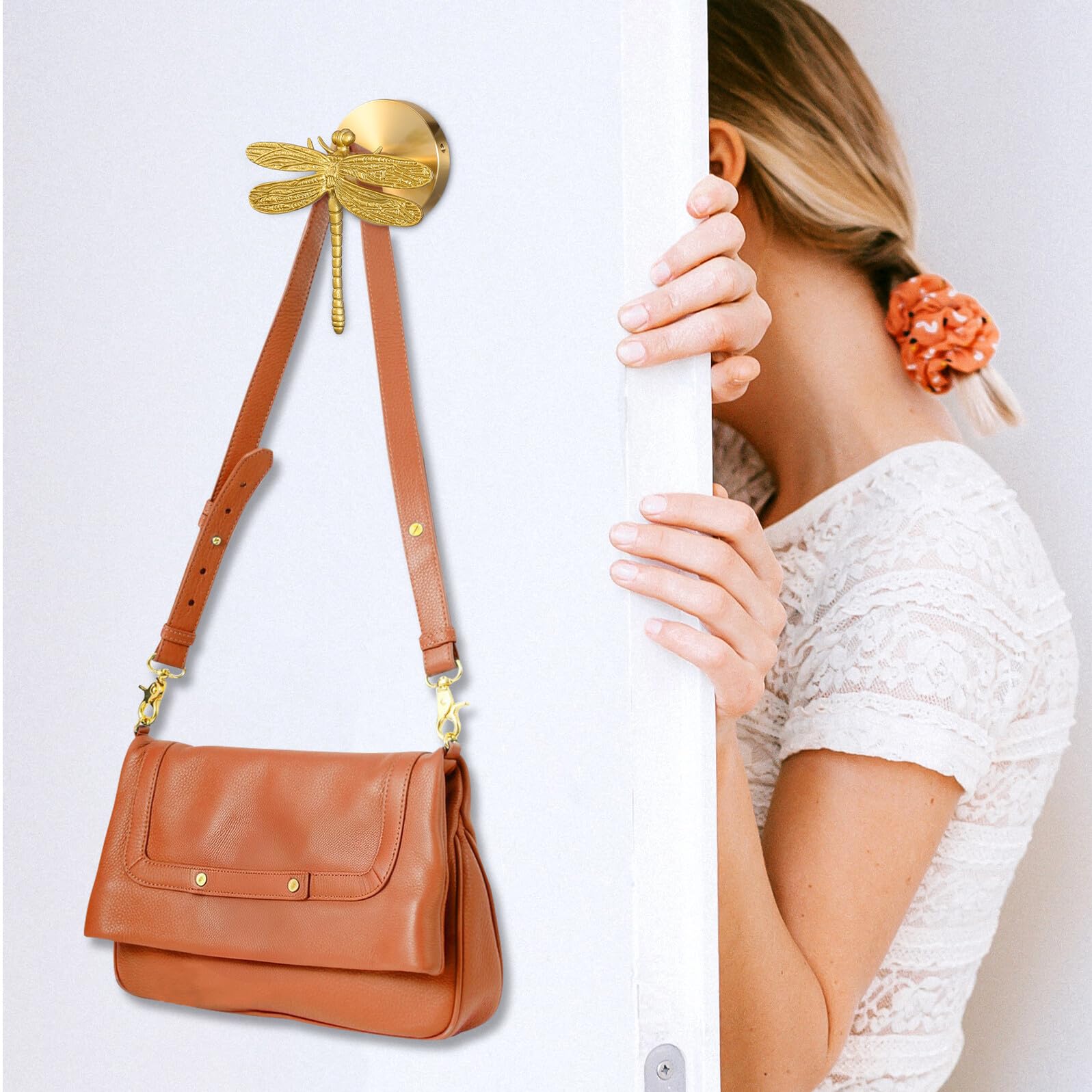 Gancho de Pared de Latón sin Taladro para Abrigos y Toallas, Diseño Libélula, Resistente y Decorativo, Gancho Metálico para Entrada y Cocina, Fácil Instalación, Soporte Seguro