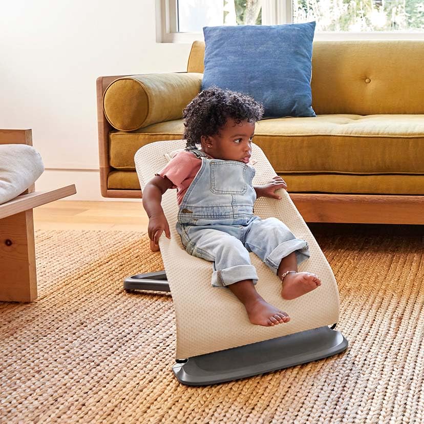 Image secondaire de Transat Ergobaby Evolve en Maille Crème - Confort Ergonomique et Réglable