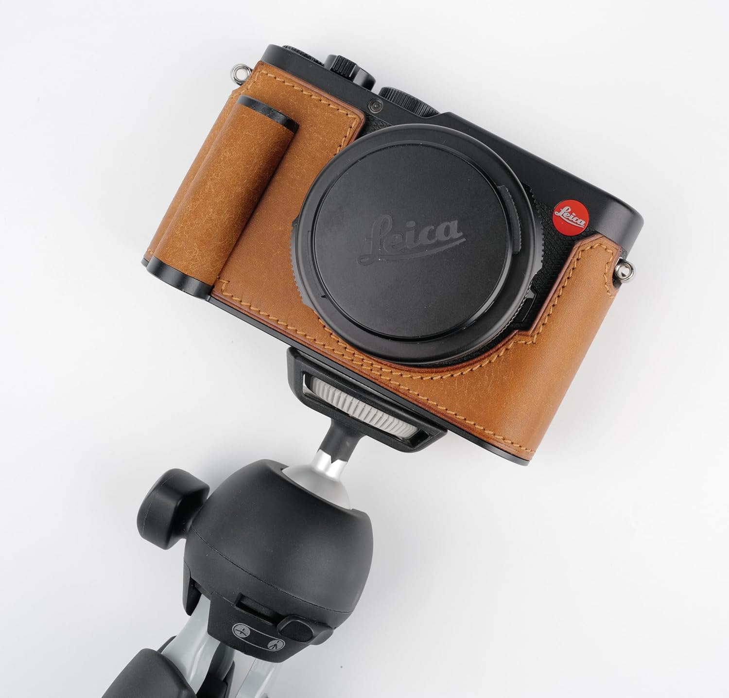 Handmade Genuine Leather Camera Half Case for Leica D-LUX 8 /Leica D-LUX 8 Camera Case- Top Layer Cowhide Body + Metal Base Plate+ Hand Shank Design (Matte Yellow Brown)