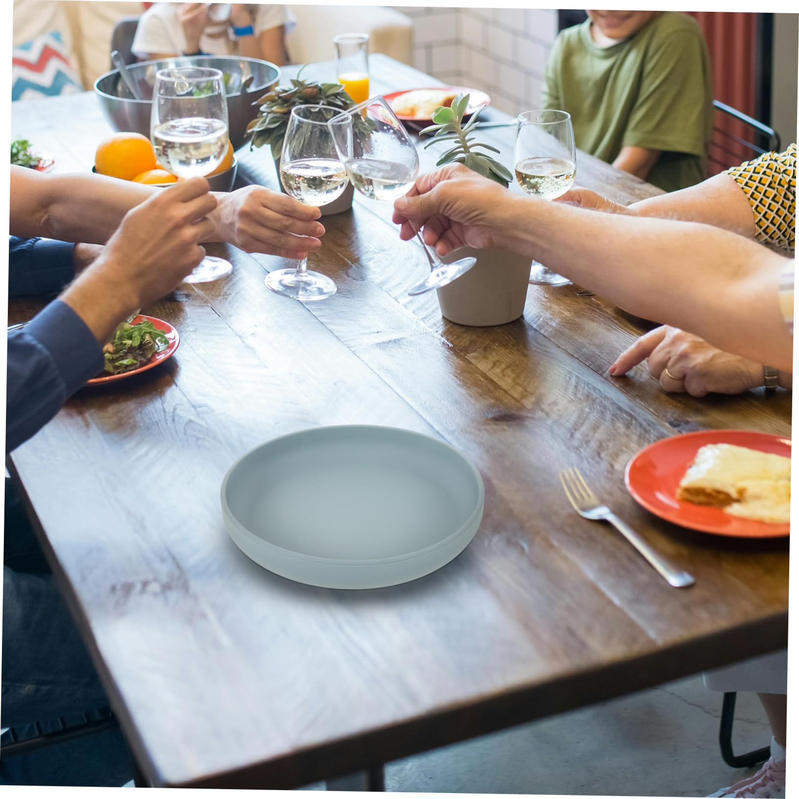 STOBAZA Elderly Feeding Tableware Silicone Spill Proof Scoop Plate for Elderly Care Non Slip Suction Cup Base Ideal for Disabled and Patients Portable Tableware Color