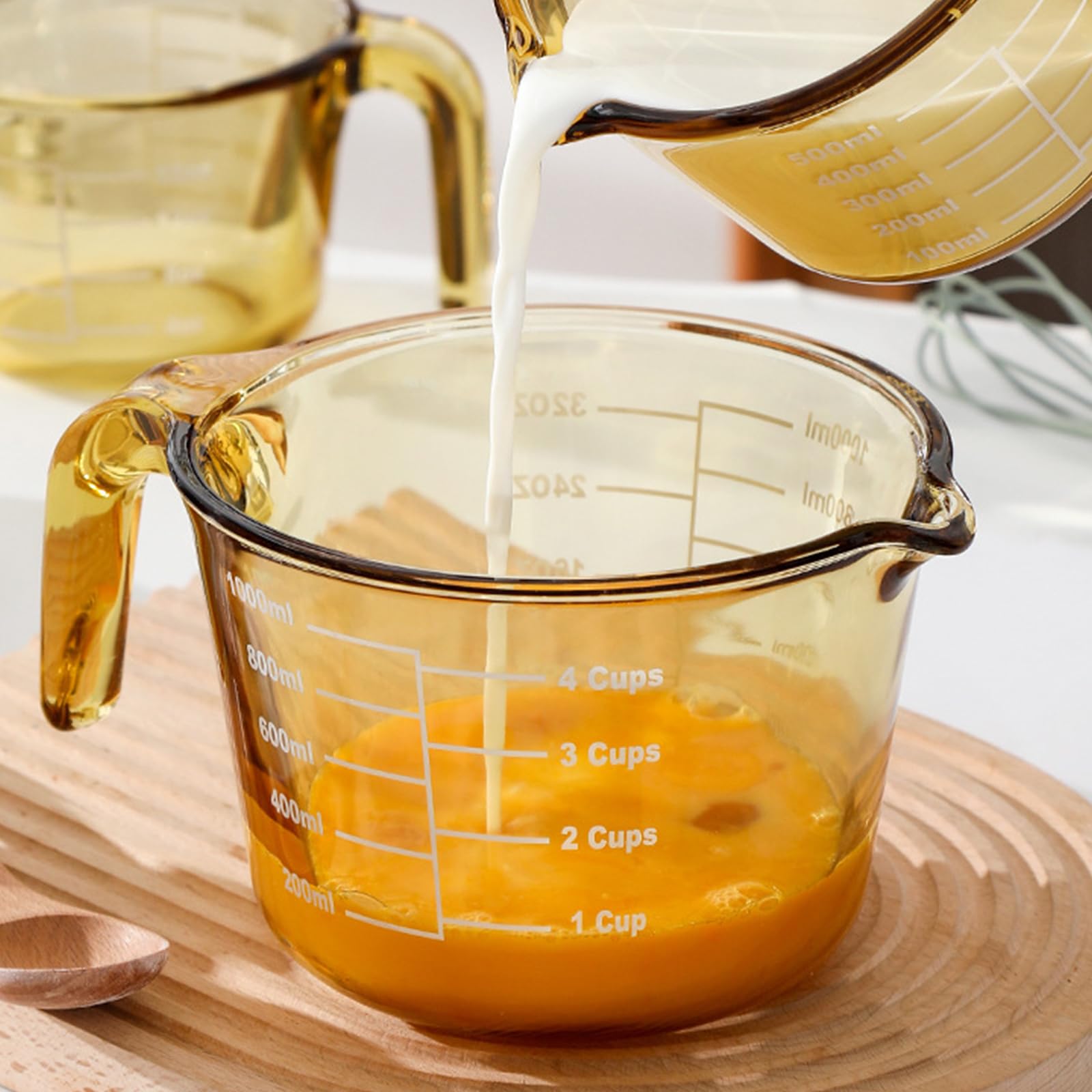Glas Messbecher mit großem Fassungsvermögen und leicht lesbarer Markierung, perfekt für Rezepte, Milch, Kaffee und Küchenbedarf, hitzebeständiger Messbecher