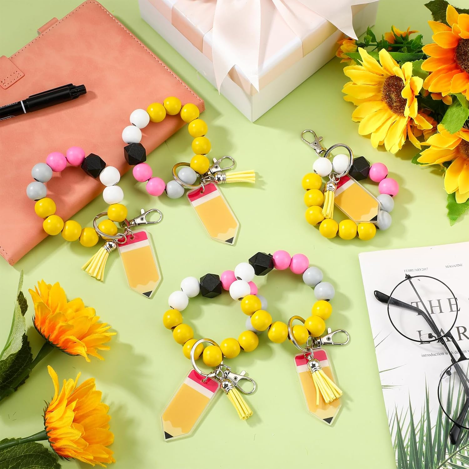 20 Pcs Bracelet Keychain Gifts in Bulk for Women with Marker Pens Charm Wristlet for Team Coworker