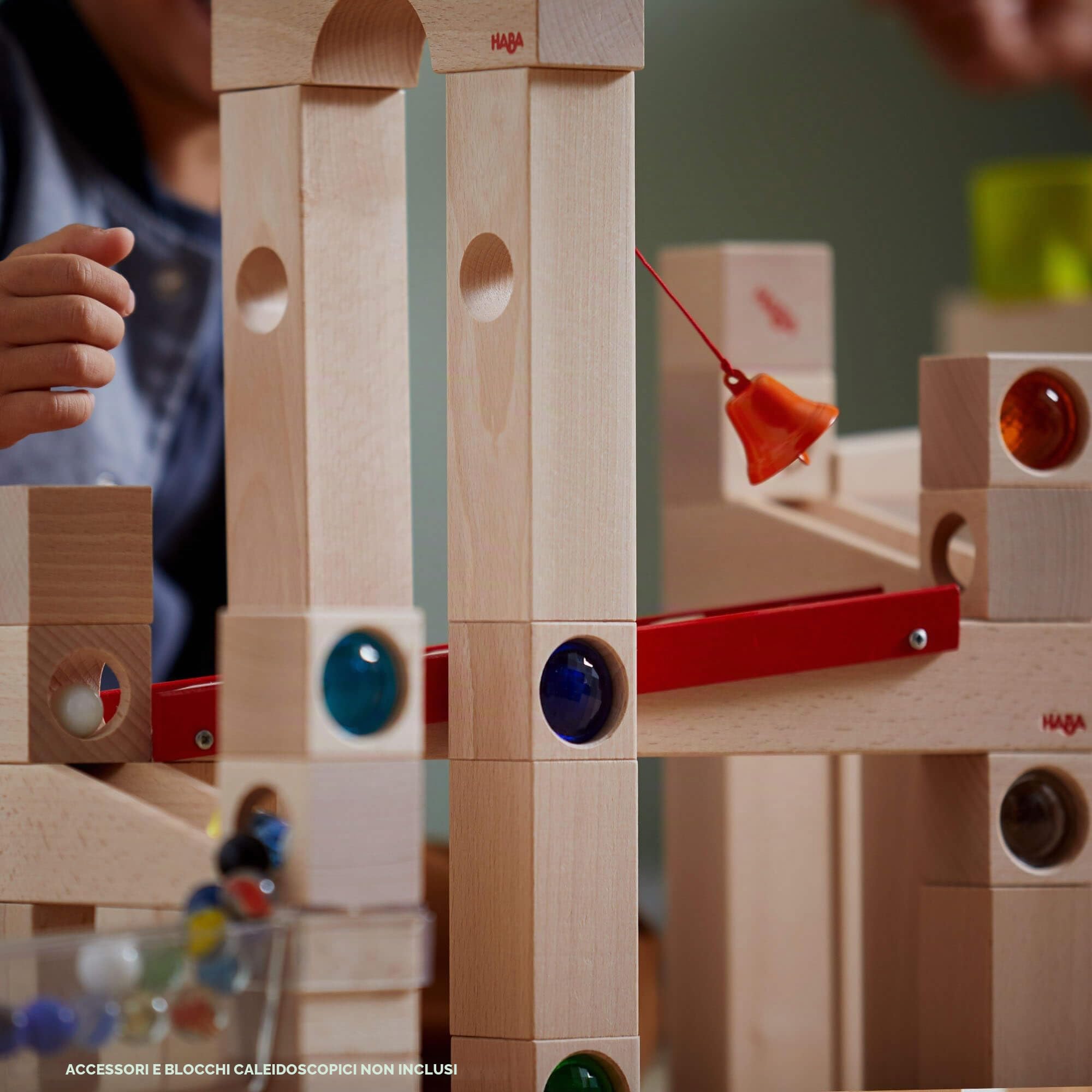 HABA 1136 Ball Track – Large basic pack- Large construction set with 42 beechwood pieces. Includes 6 glass marbles and a little bell. For ages 4 and Up (Made in Germany)