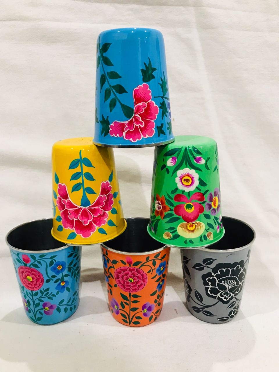 Baba Art And Crafts ,enamelware glass,set of 3 glass,enamel ware utensils,kashmiri enamelware,Flower Handmade Design Glasses Enamleware Floral Design Handprints Diwali Christmas Tumbler Gift Set Item ( Multi Color)