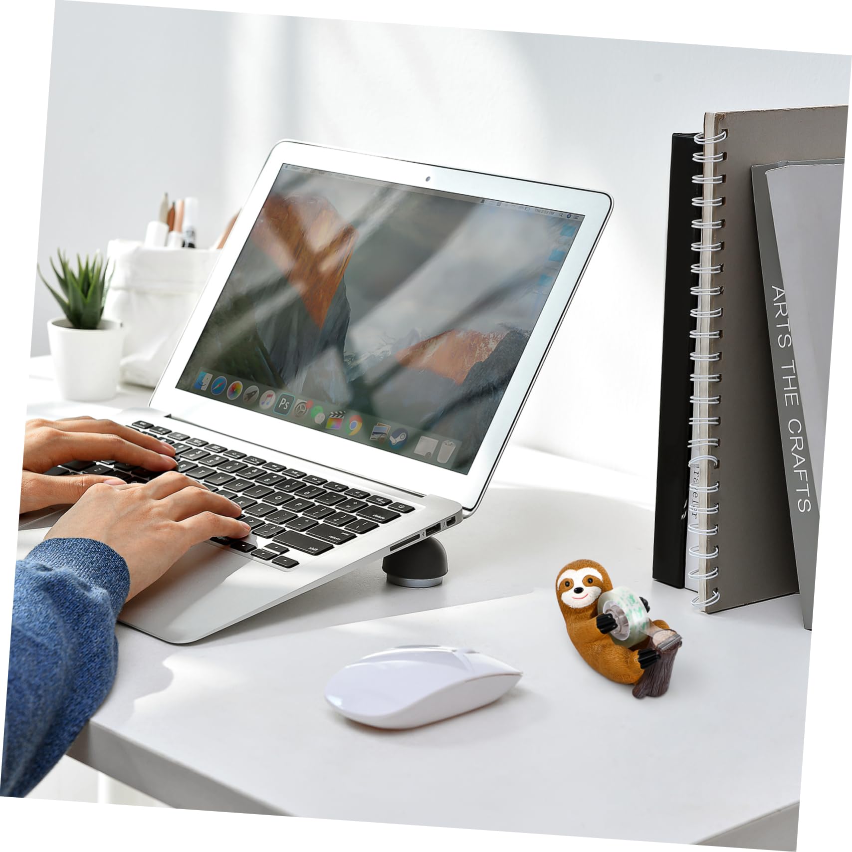 Operitacx 5 Stück Klebebandabroller Tragbarer Tape Dispenser mit Cartoon Design für Büro und Zuhause Schnelles Stabiler Halt für Verschiedene Anwendungen