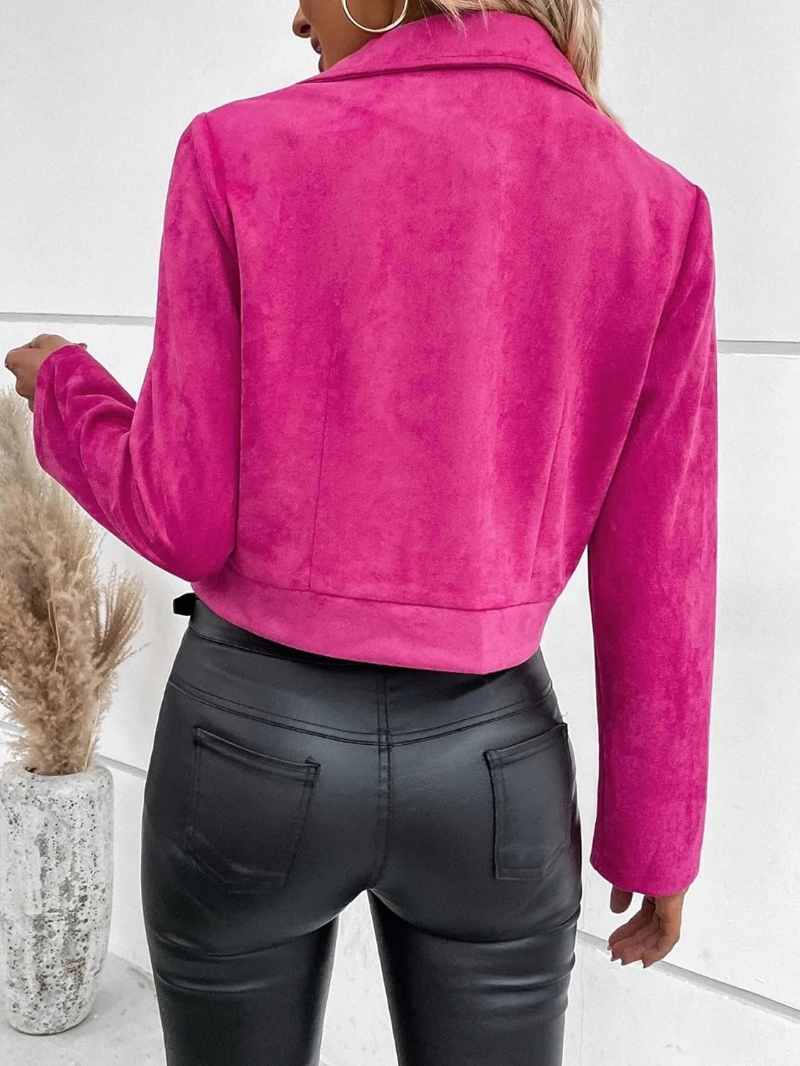 Women's Zip Up Suede Cropped Moto Jacket with Pockets Premium Fashion Outerwear Durable Versatile Everyday Chic Trendy