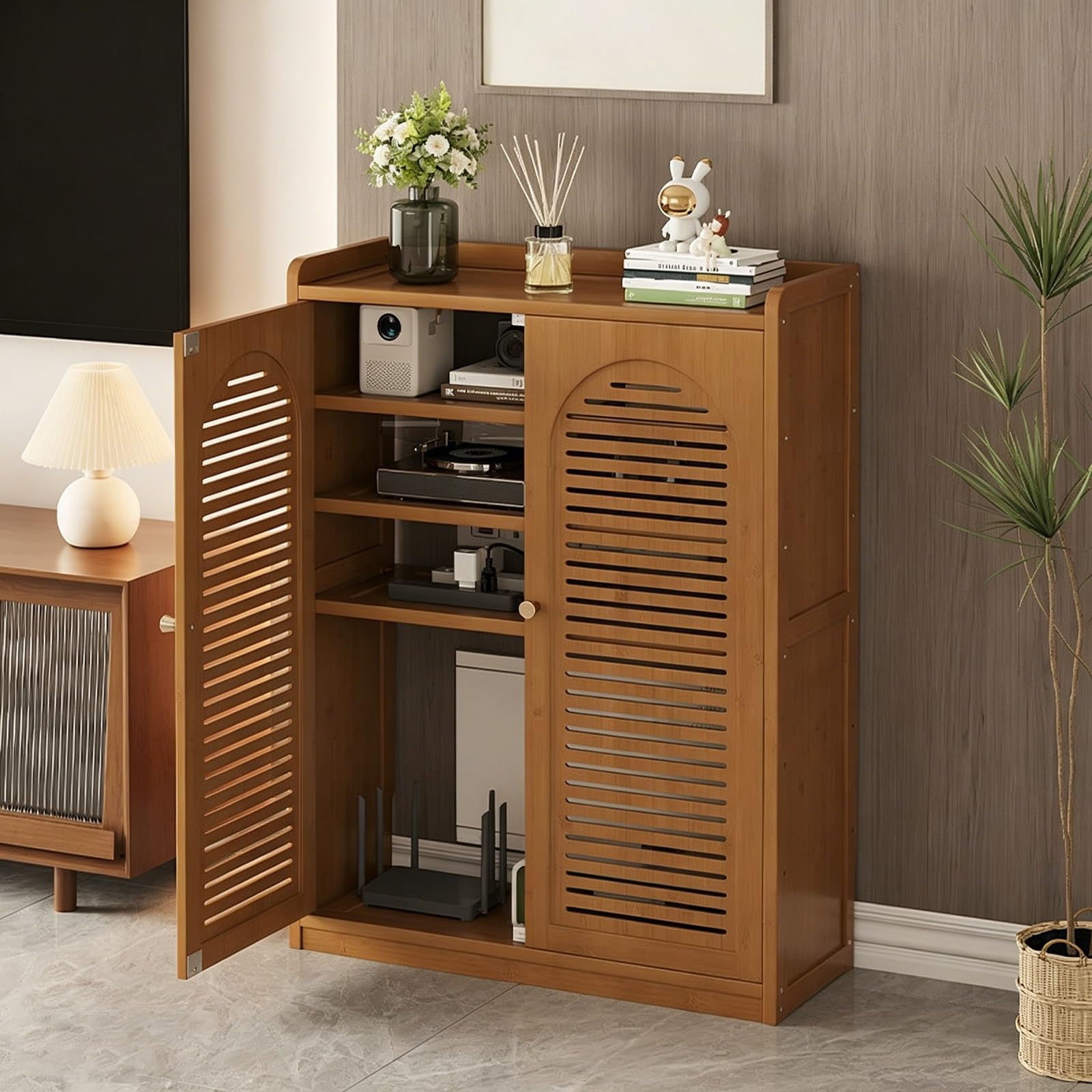 Caja oculta con ventilación para enrutador WiFi: adiós al desorden de cables
