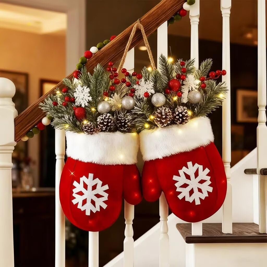 Couronne de Noël pour porte d'entrée et ambiance festive chaleureuse