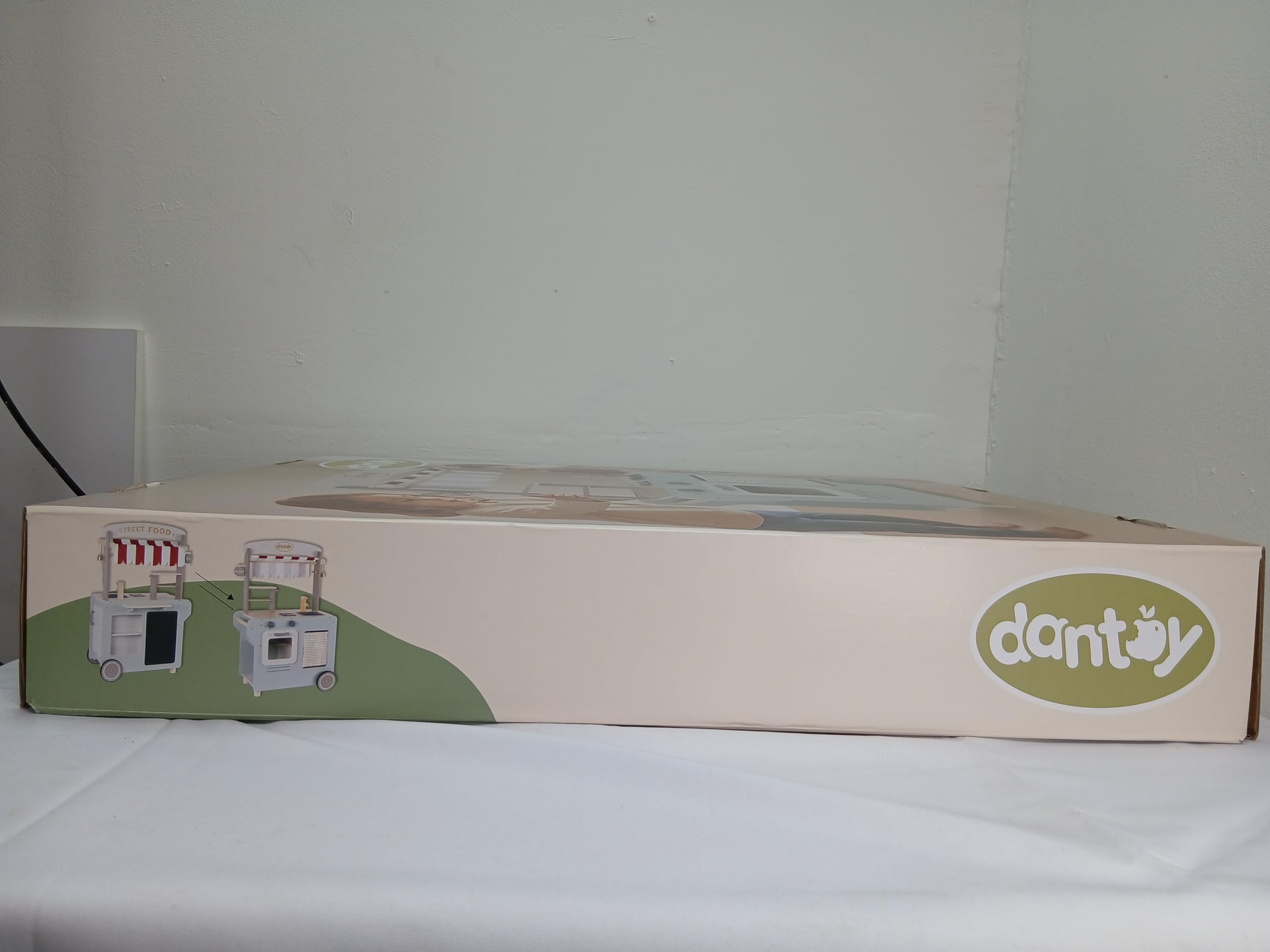 Dantoy Street Food Wagen Holz Imbisswagen Playful Wood mit Rollen Streifenrollo Ofen Waschbecken Kochplatte für Kinderküchen und fantasievollen Spielen